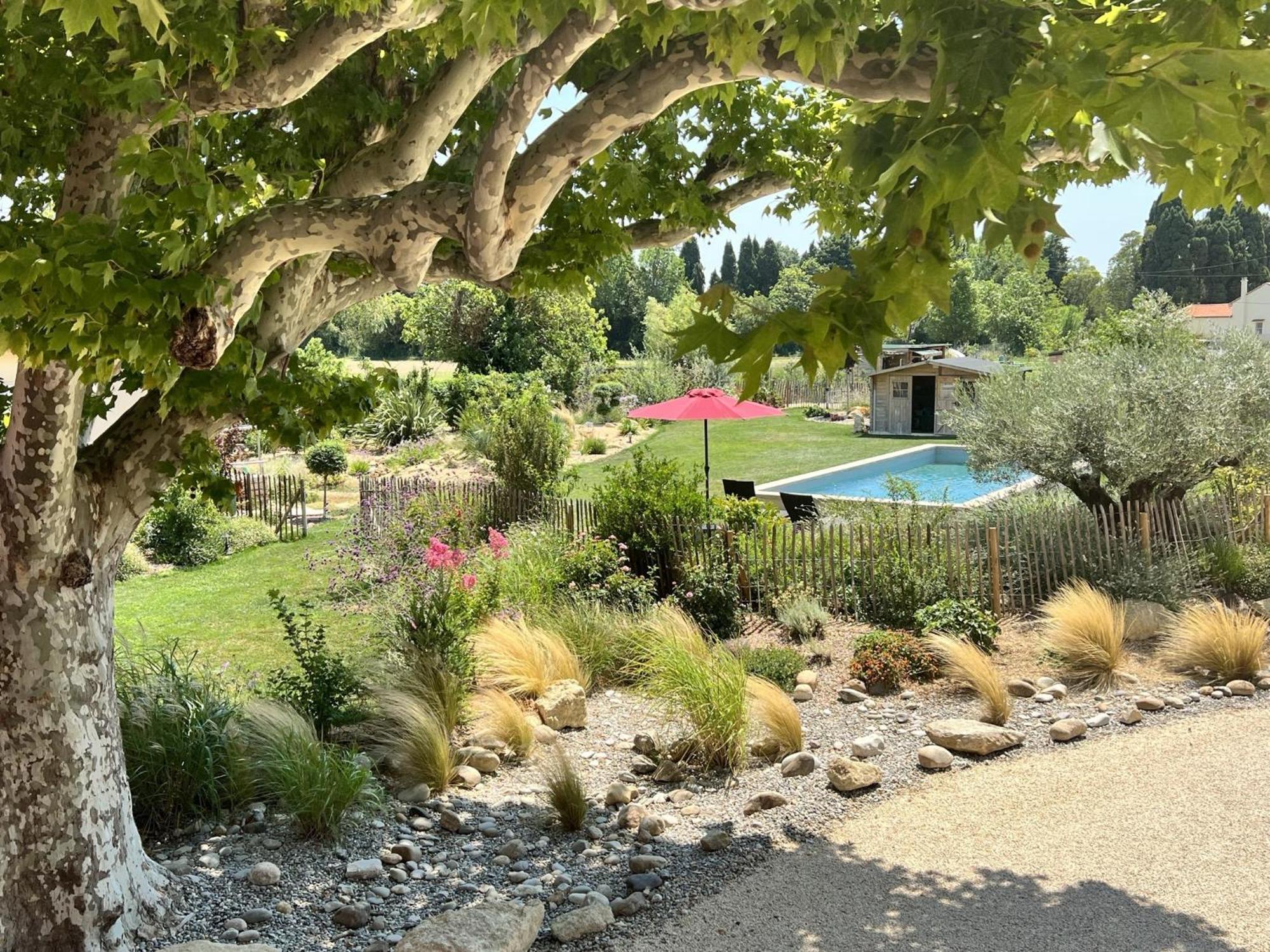 Bastide Des Martelieres Bed and Breakfast Salon-de-Provence Habitación foto